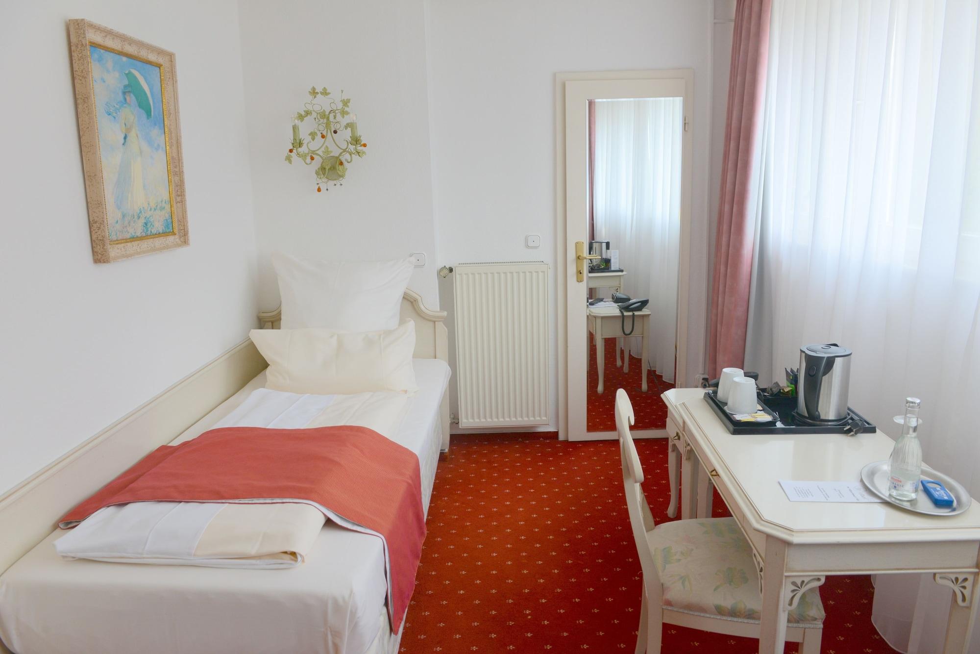 Sure Hotel By Best Western Rhoen Garden Poppenhausen Exterior foto